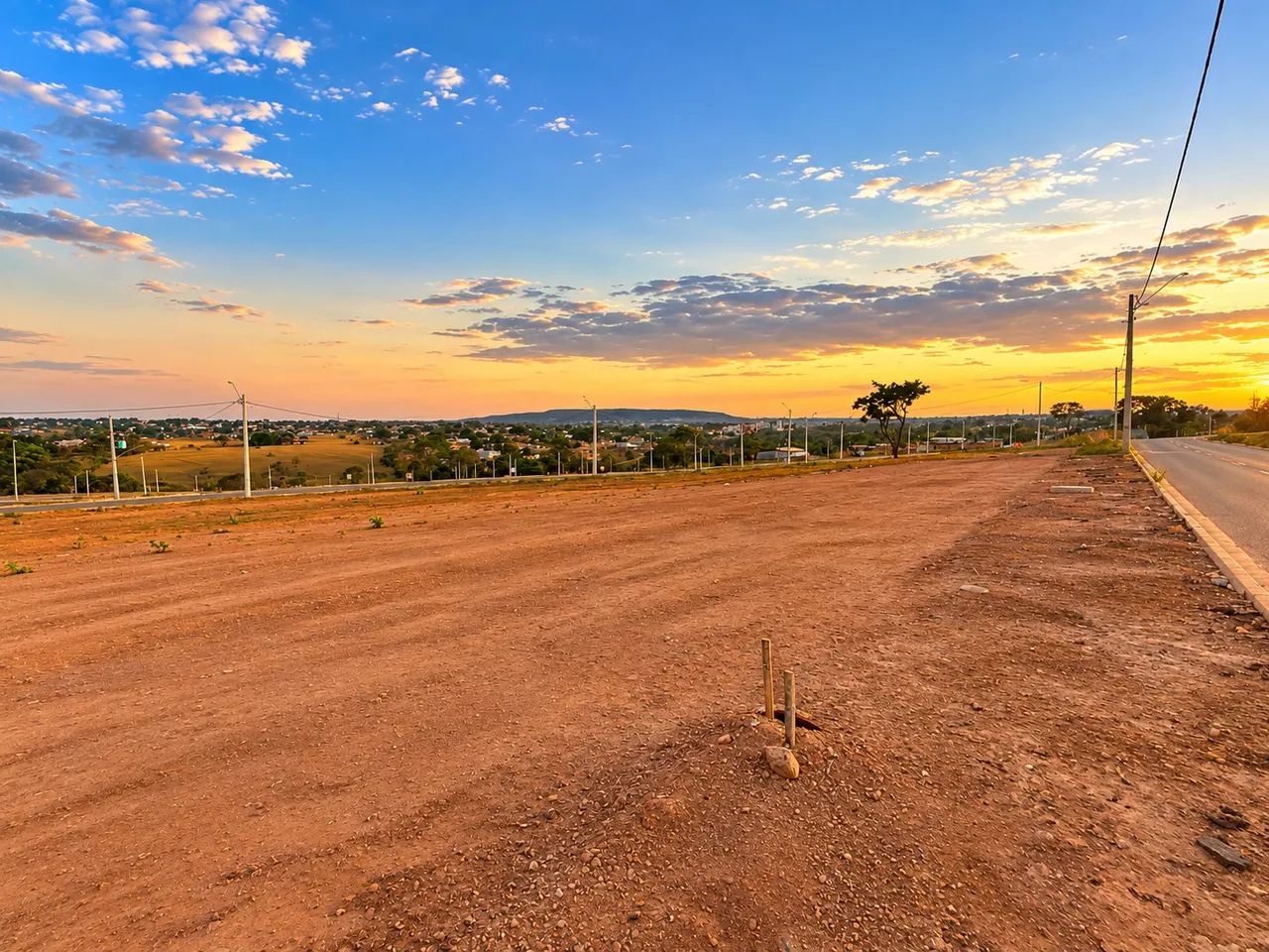 Lote com 200m² | Parte alta do Recanto dos Pinheiros - Foto 2
