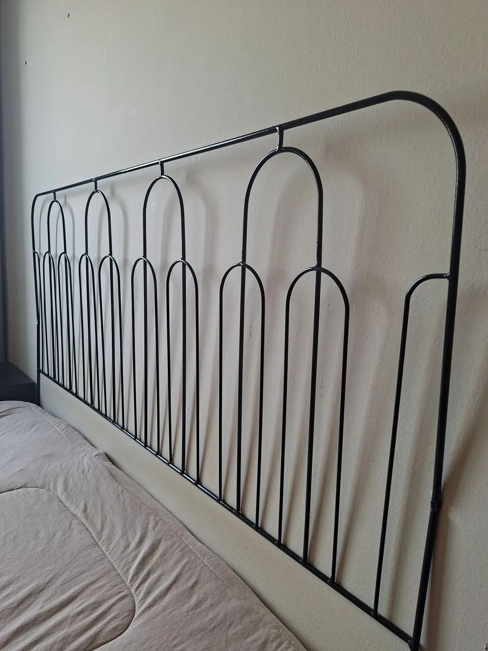 Cabeceira de ferro aramado - Cama casal