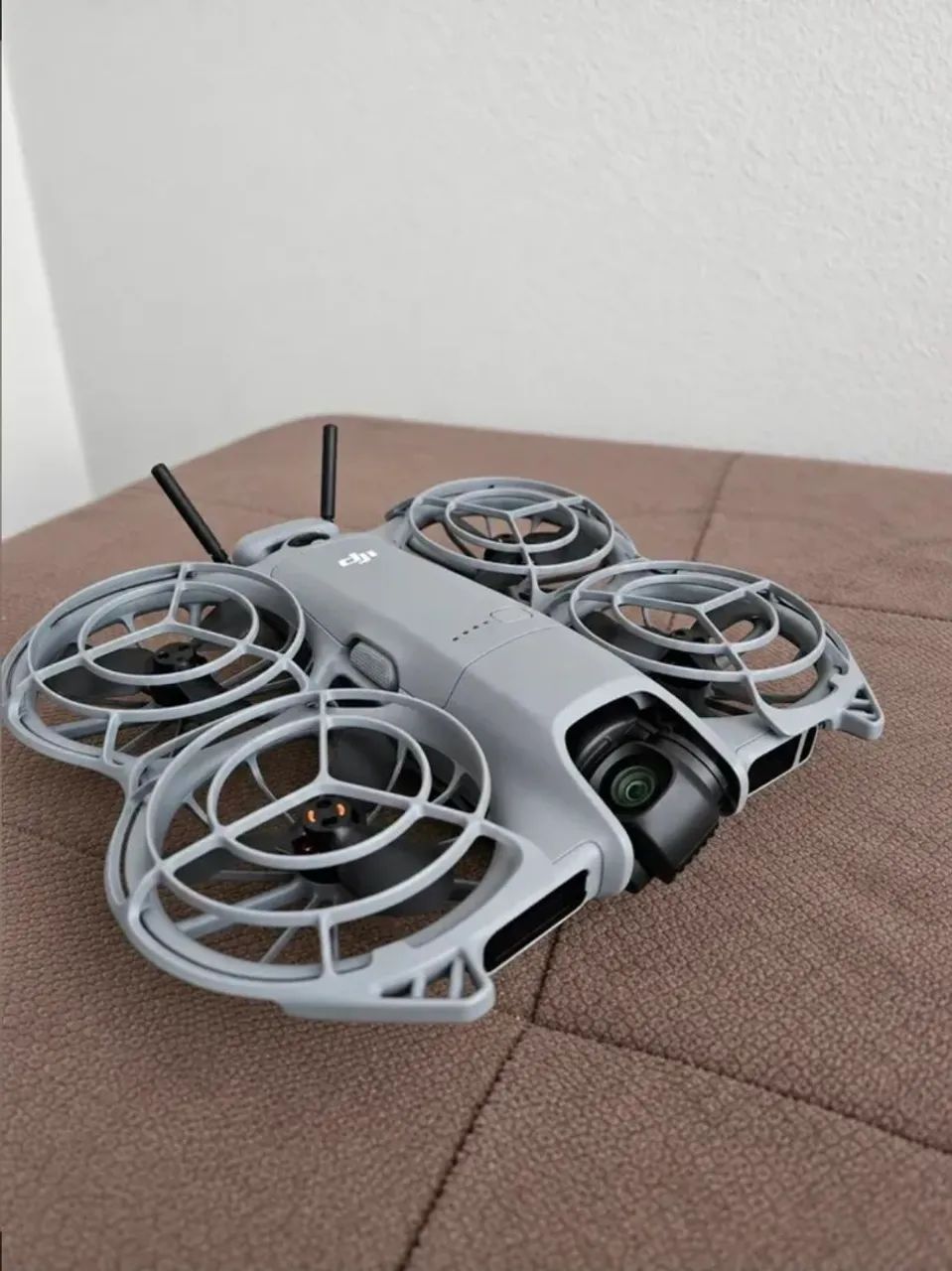 Drone DJI 071 Neo 2 Combo Fly More  - Foto 2