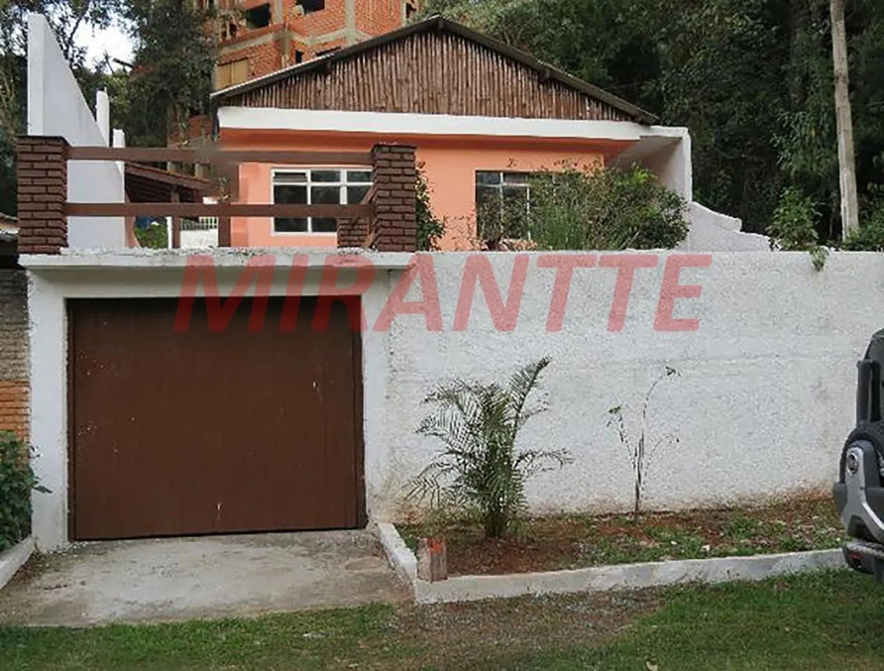 Casa terrea de 136m² com 2 quartos em Jardim Samambaia - Mairiporã