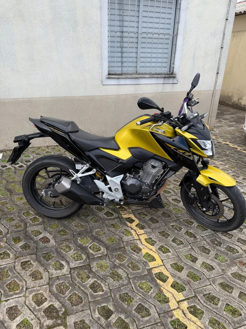 CB 300F dourada vendo ou troco  - Foto 4