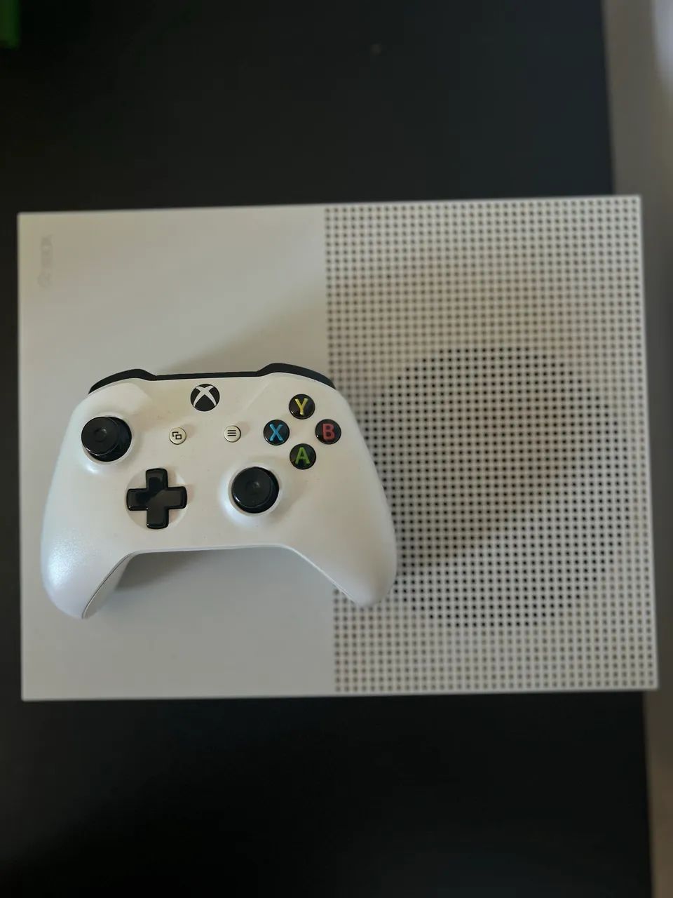 XBOX ONE S + 1 JOGO - Foto 2