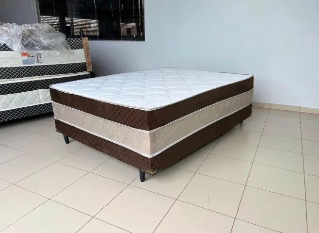 Cama box com molas 
