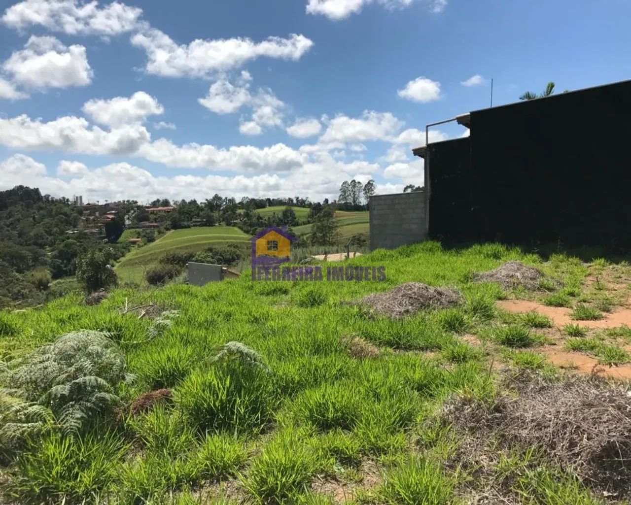 Ibiúna, terreno em condomínio, apenas 65km de SP
