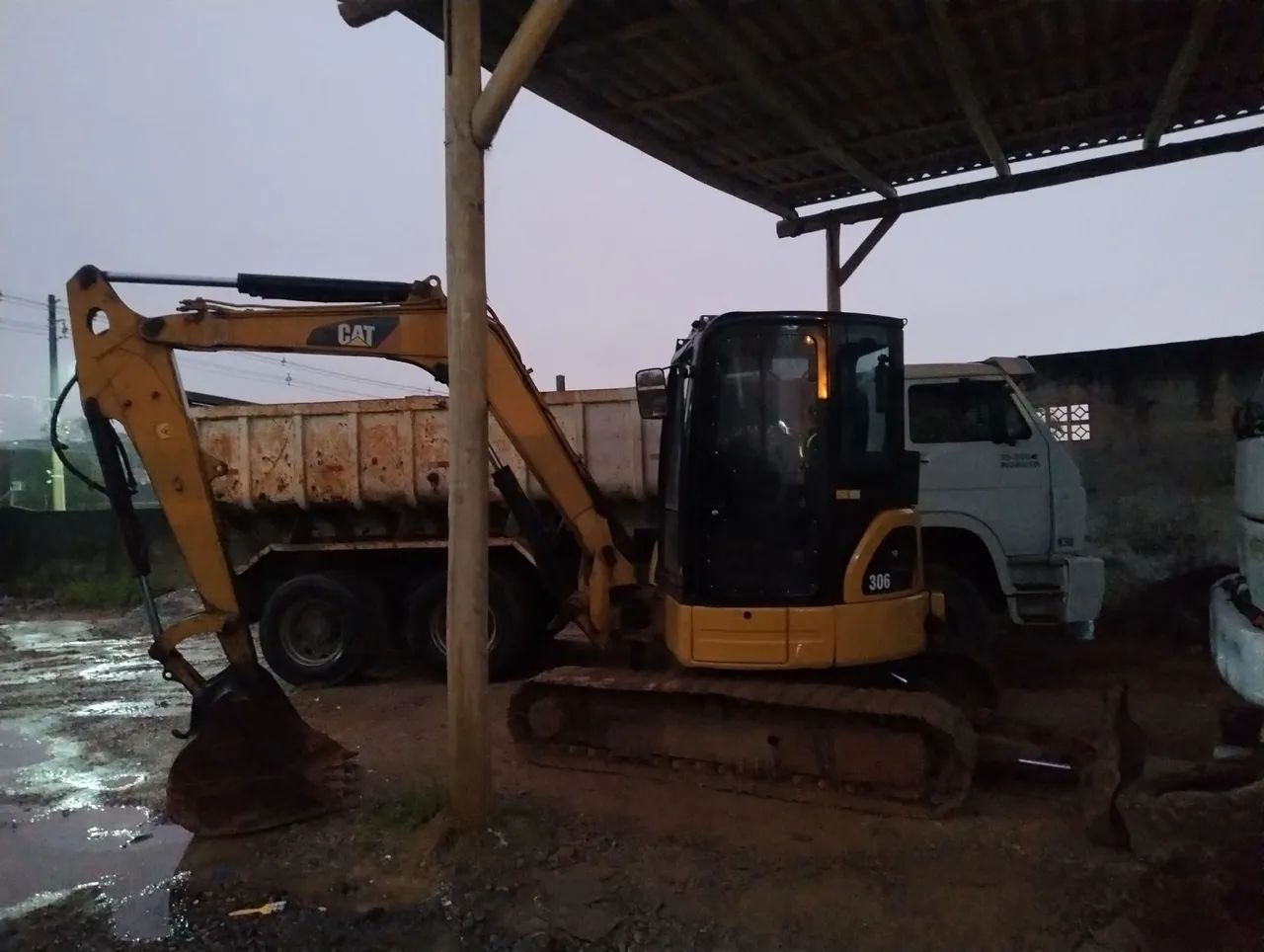Escavadeira cat 305.5  - Foto 2