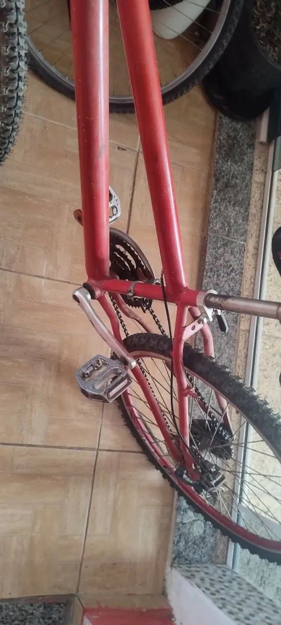 Bicicleta aro 26 com freio a disco vendo ou troco  - Foto 3