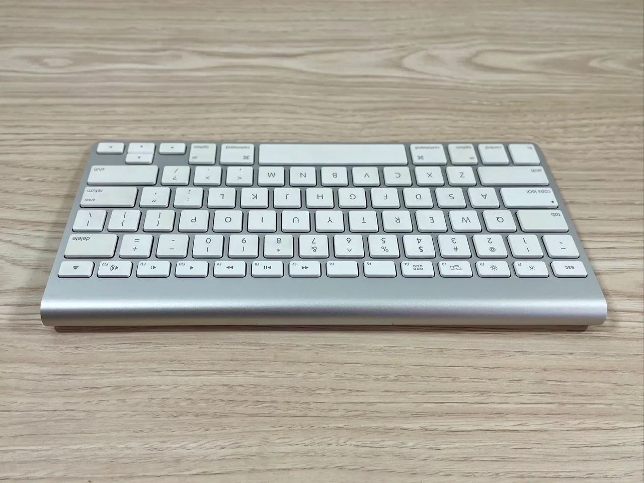 Teclado Apple - seminovo  - Foto 4