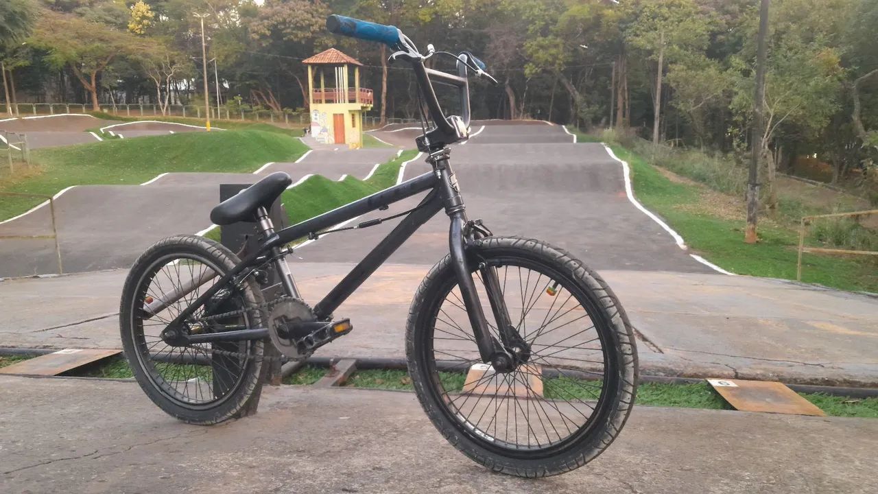BMX GT Vertigo 2000