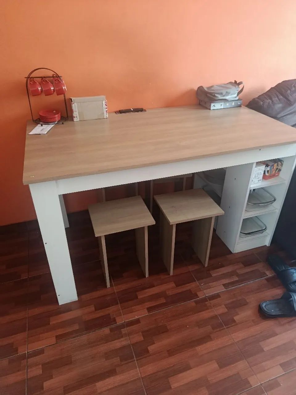 Mesa com prateleira - Foto 4
