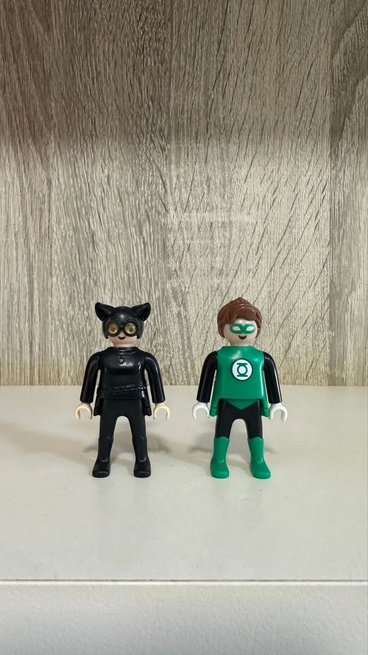 2 DC Playmobil Kinder OVO