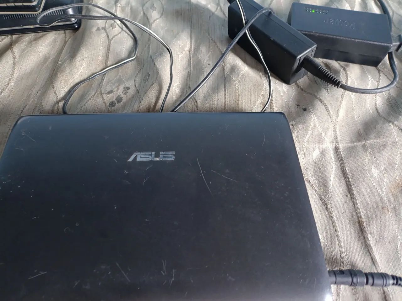 Mini notebook Asus (defeito tela) - Foto 4