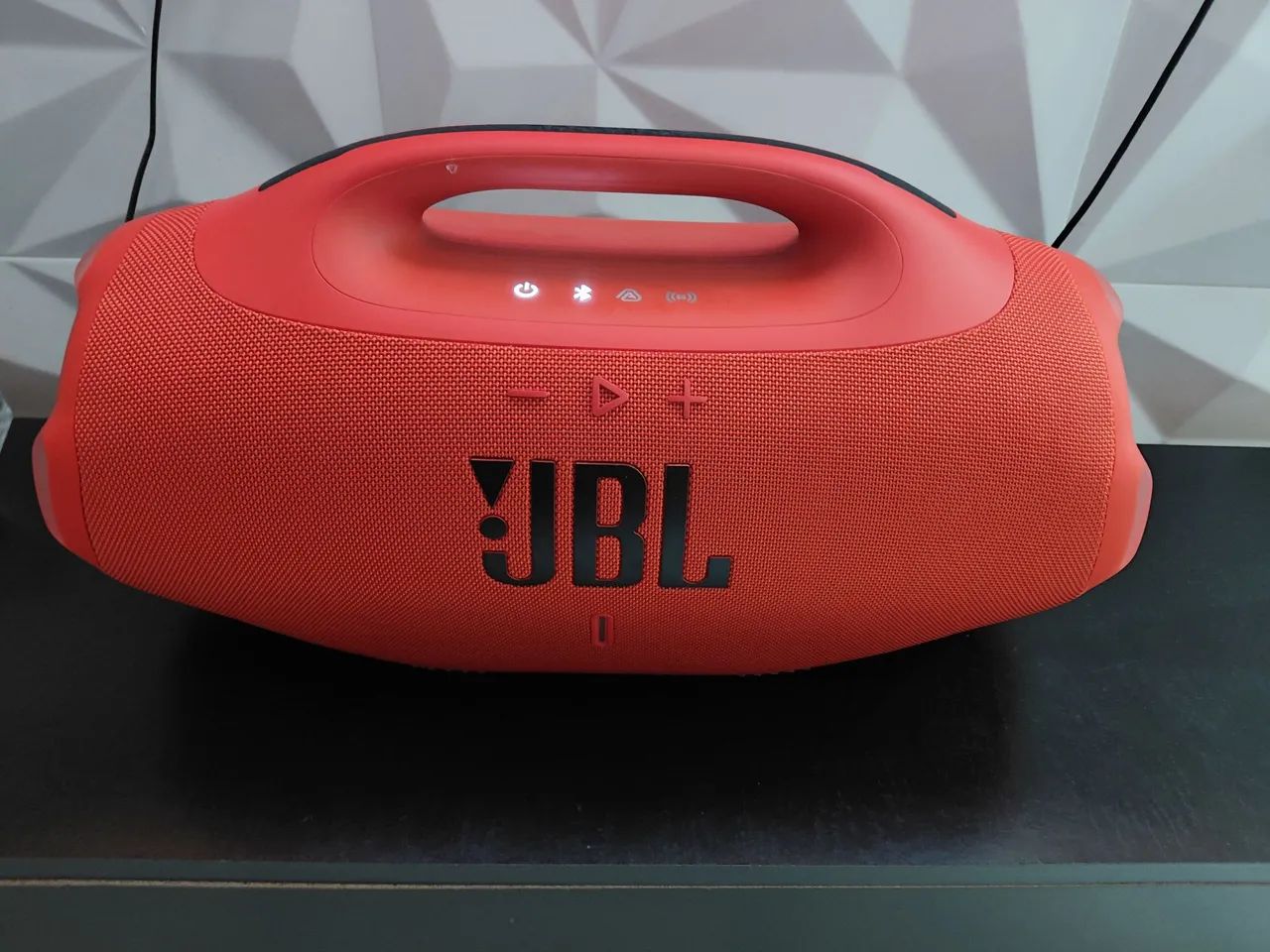 Bombox 4