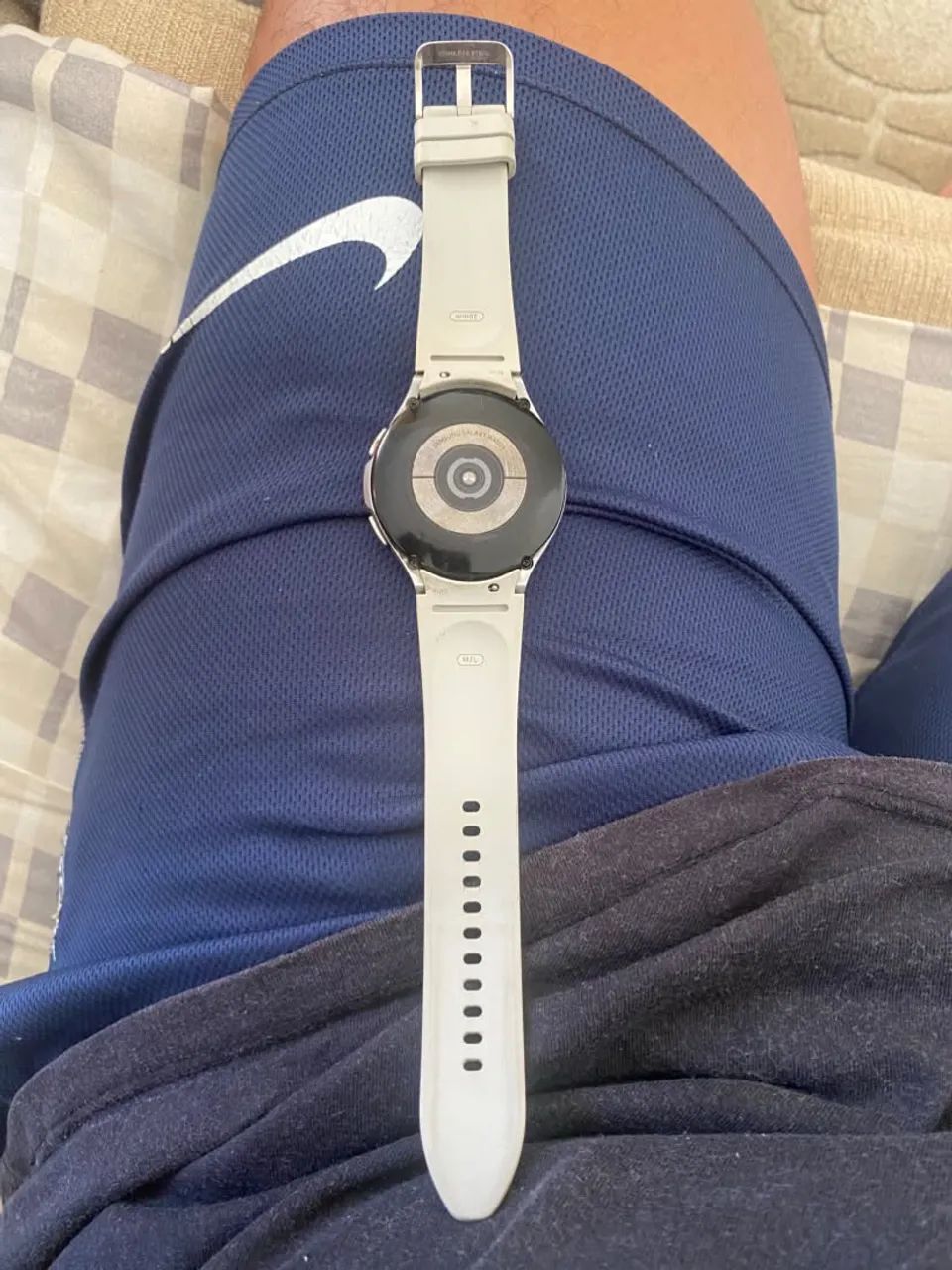 Samsung Galaxy Watch 4 PRATA - Foto 4