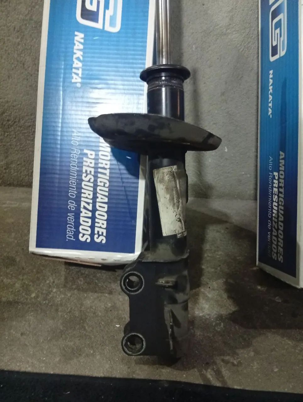 amortecedor pressurizador  onix - Foto 3