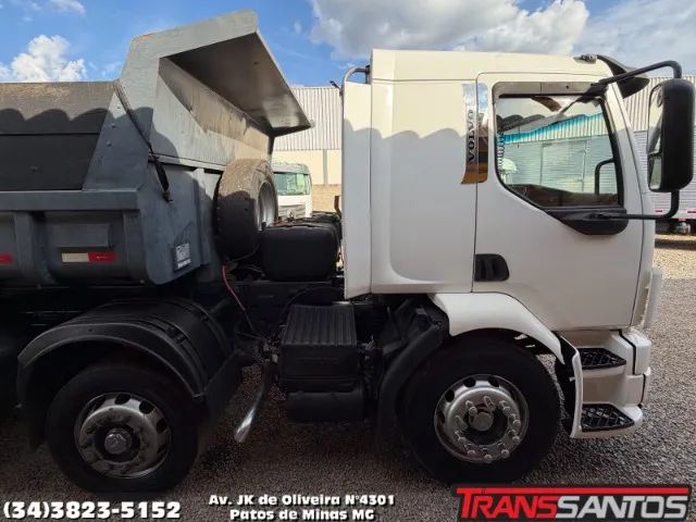 Volvo VM310 Bitruck Caçamba  - Foto 4