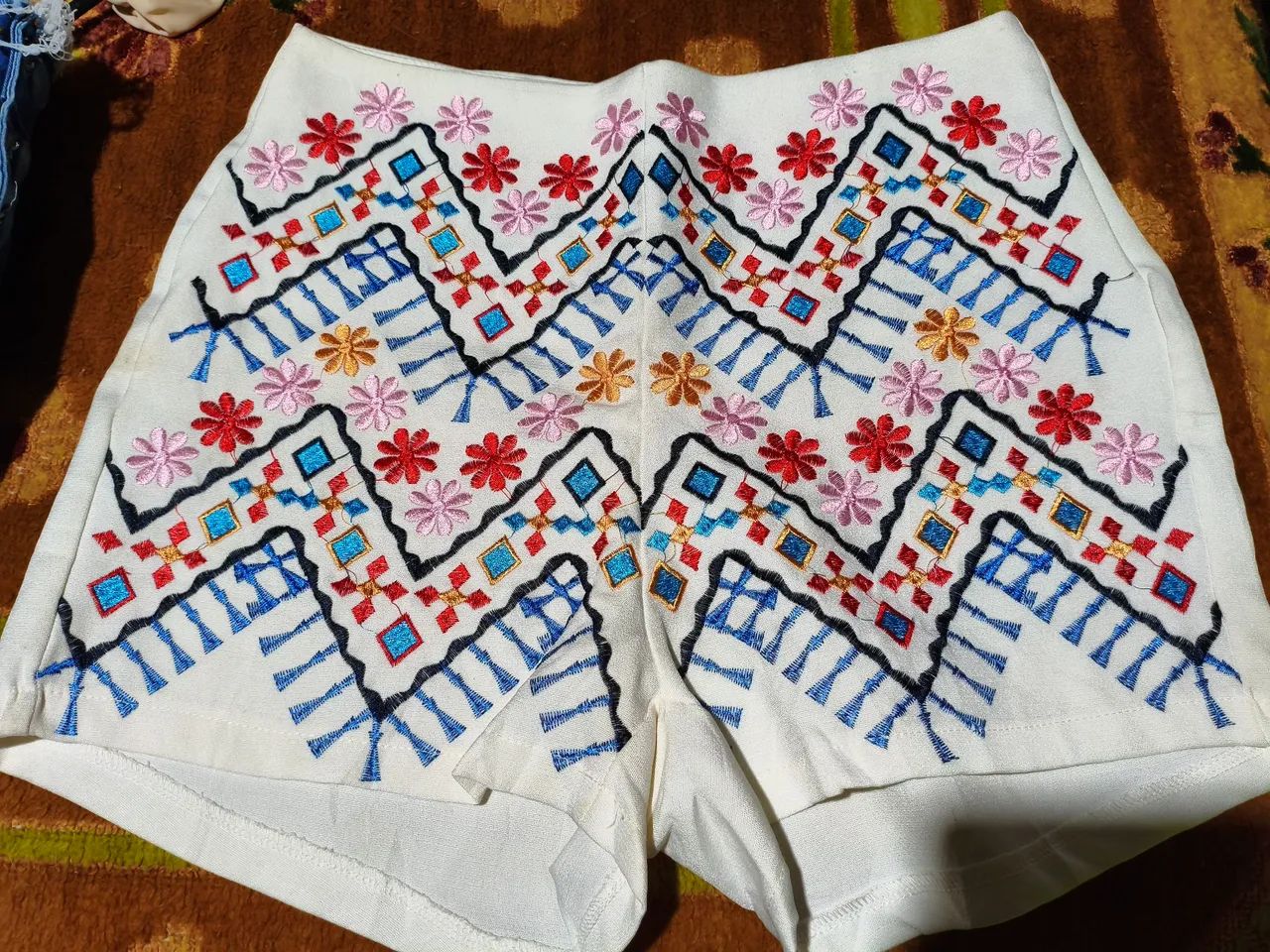 Short Bordado 