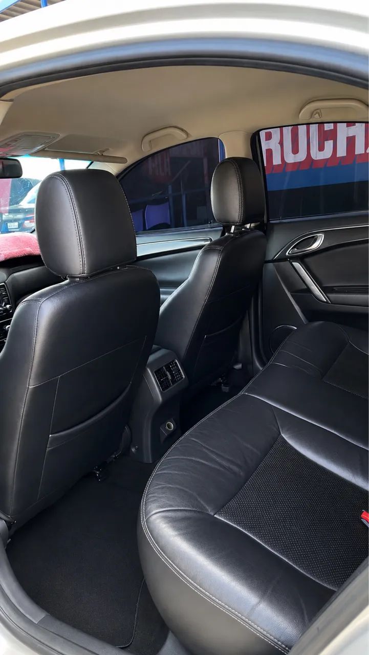 JAC J5 Sedan 1.5 16V 4P Mec. 2016 - Foto 5