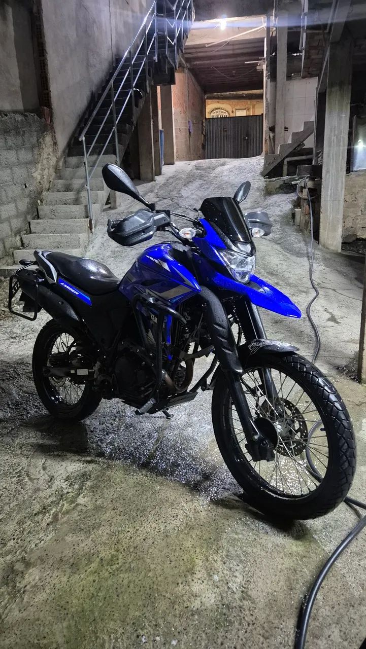 LANDER 250 22/23