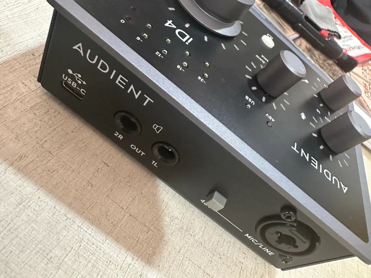 Audient ID4 MKii SEMINOVA  - Foto 2
