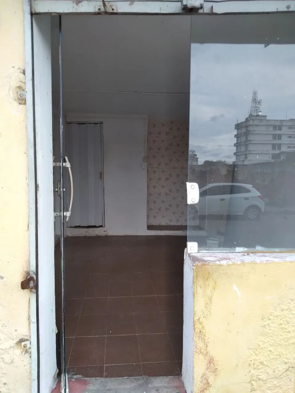 Sala comercial no Centro, Rua do Outeiro 