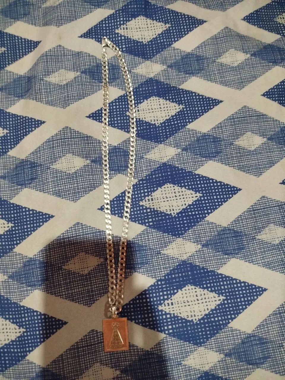 Cordão de prata