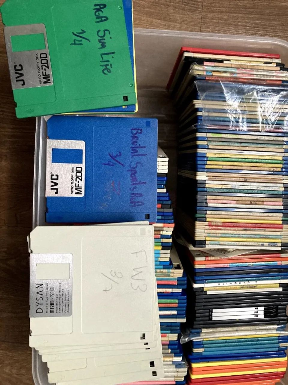 Lote de 60 Disquetes ( disks) para Commodore AMIGA