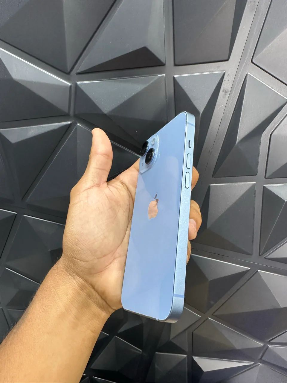 IPHONE 14 BLUE 128gb - Foto 2