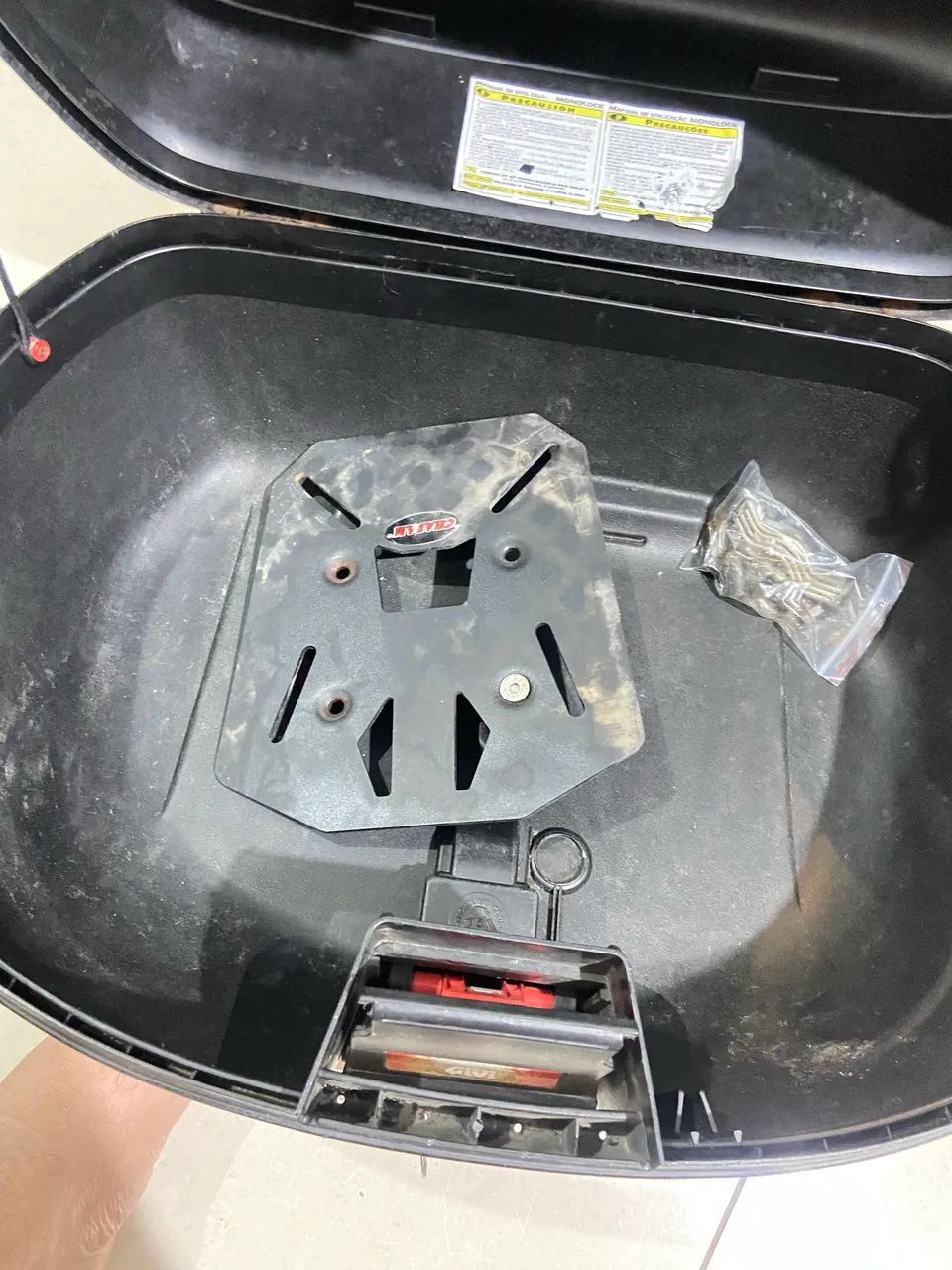 Baú Givi 45lts - Foto 5