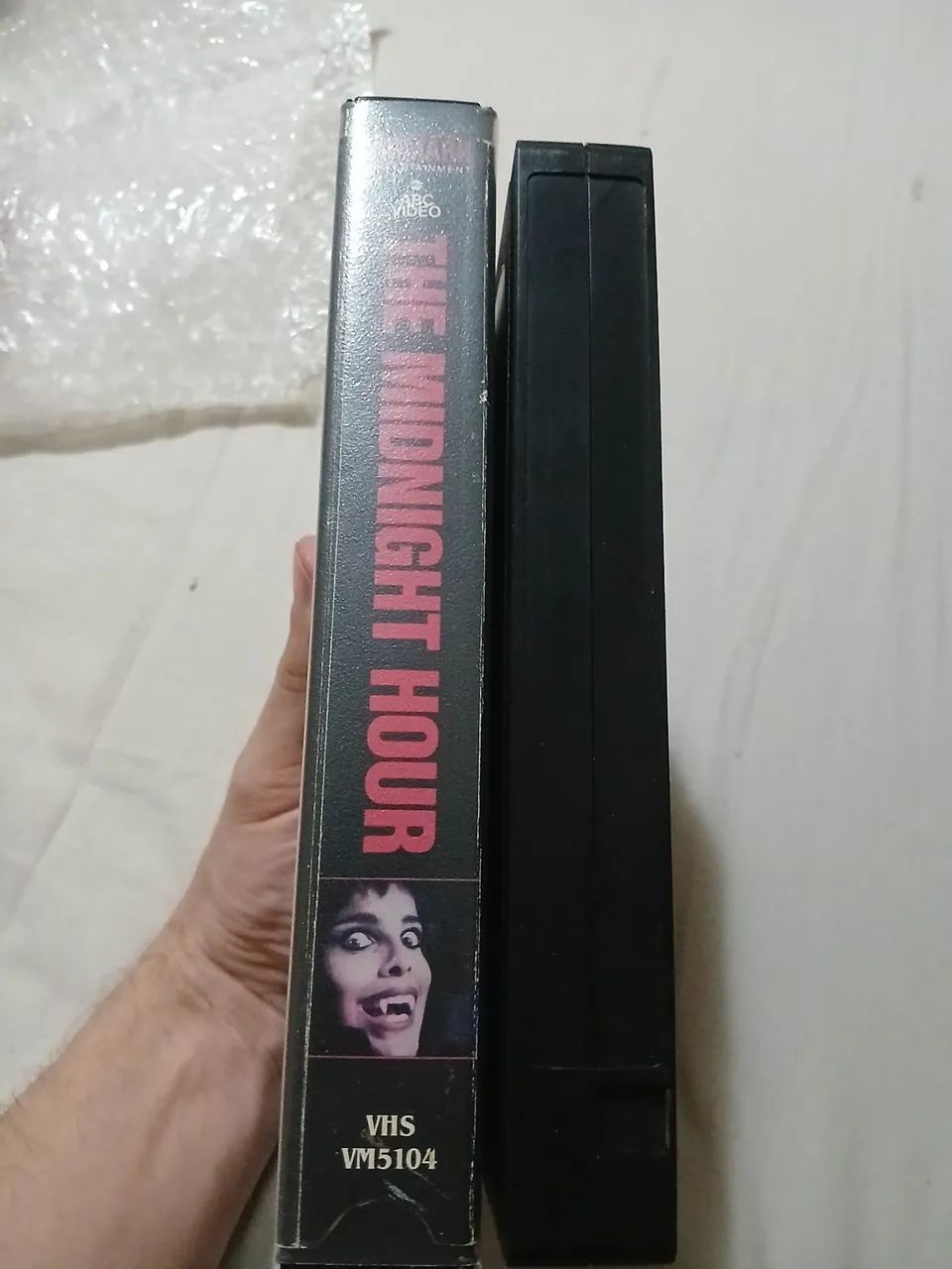 Vhs importada a hora do terror the midnight hour classico do sbt - Foto 2