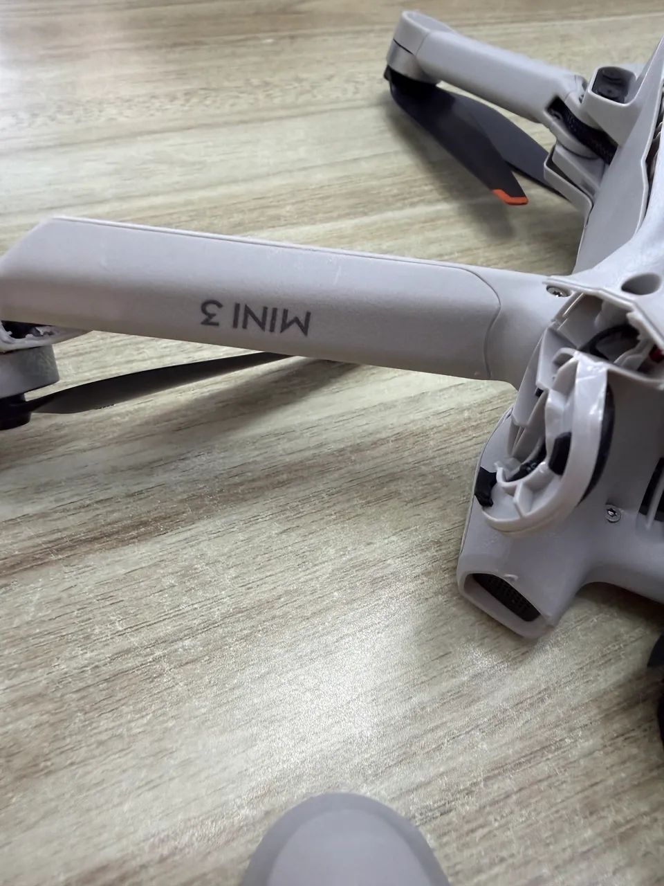 Drone DJI mini 3 para retirada de peças ou reparo. - Foto 4