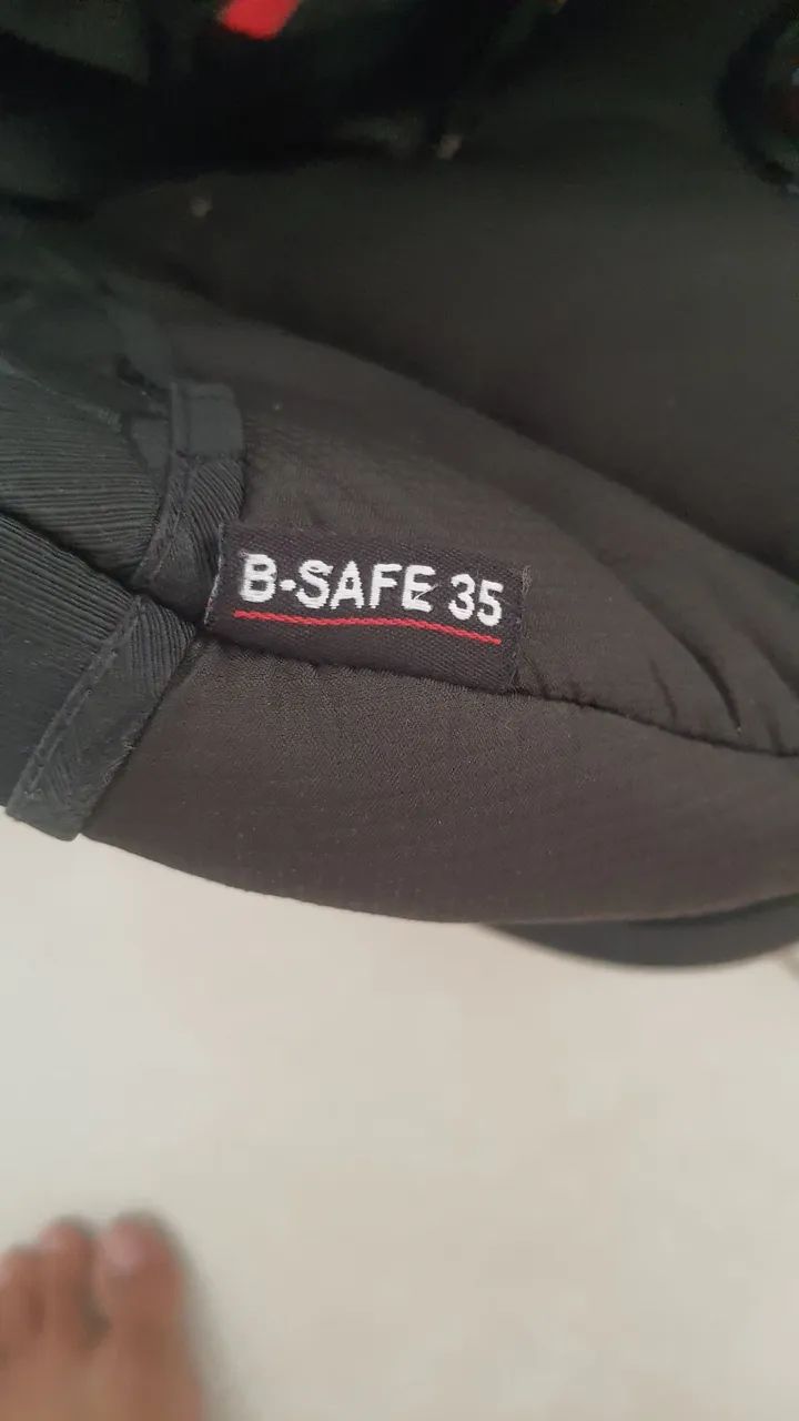 Cadeirinha De Bebê Com Base Britax B-SAFE 35 (Usado) - Foto 5