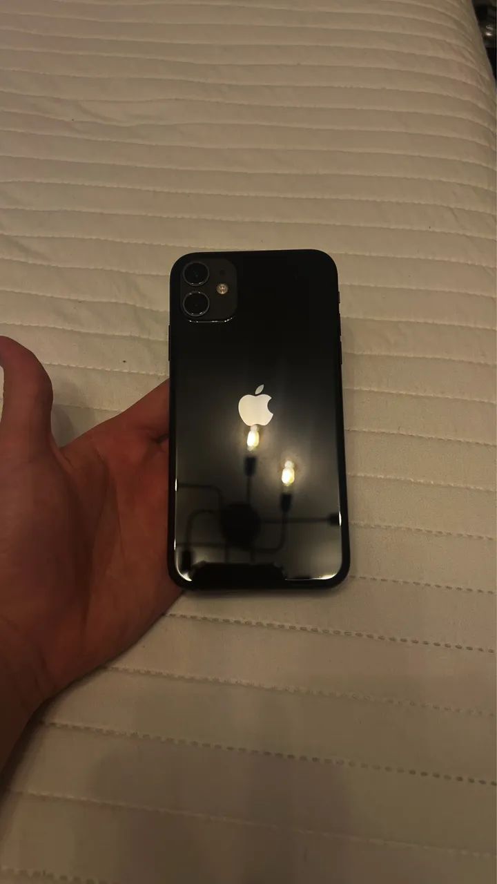 iPhone 11 
