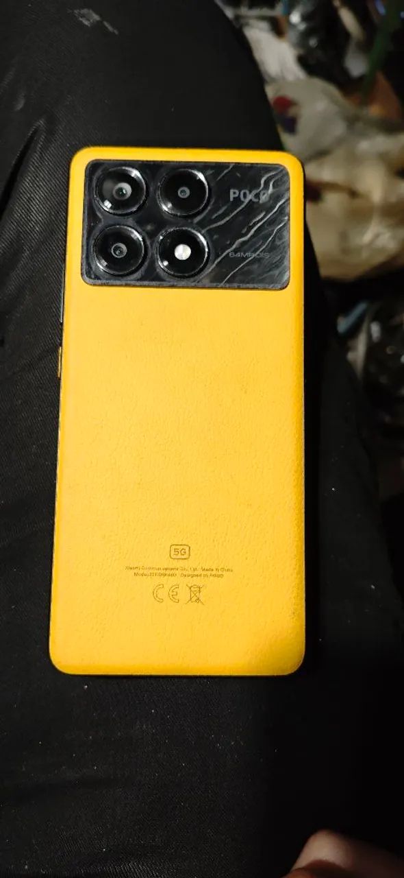 POCO X6 PRO COM LINHAS NA TELAS E ARANHADOS 512GB 12RAM