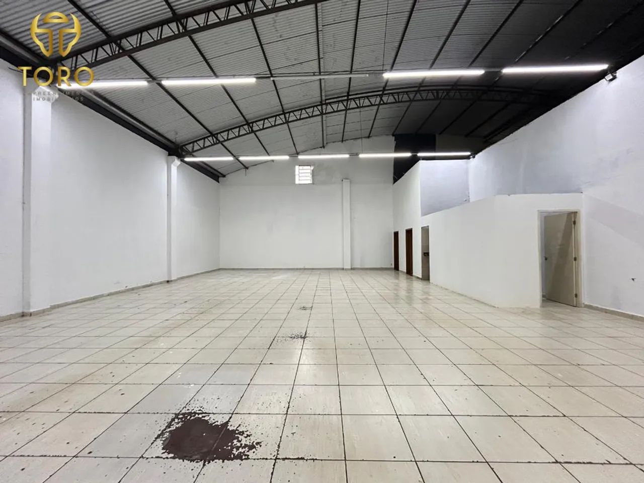 Barracão para alugar em Sarandi, Centro, com 430 m² - Foto 4