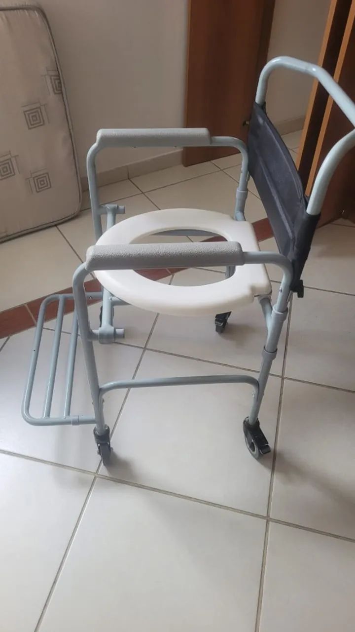 Cadeira de banho - Foto 3