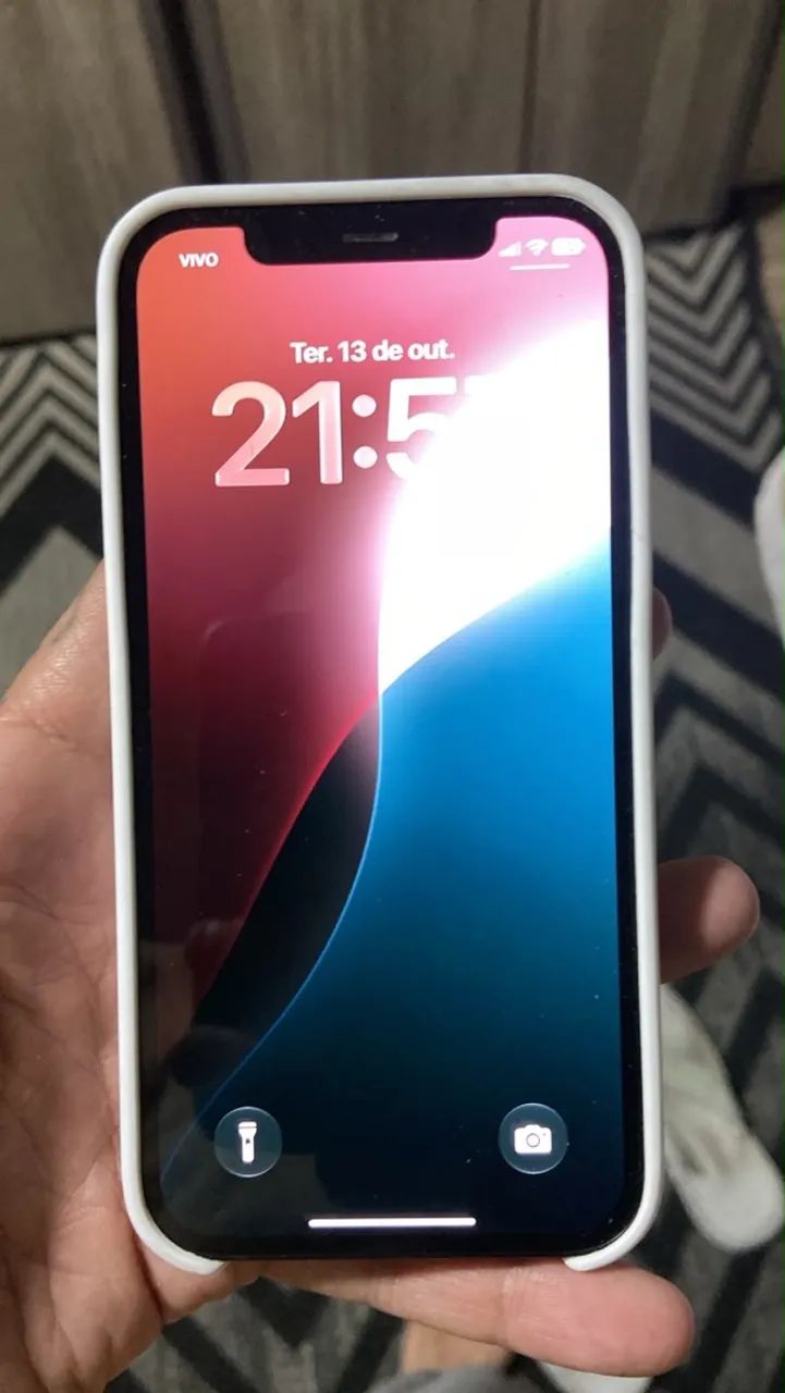 iPhone 12 zero e iPhone 11 + fones - Foto 2