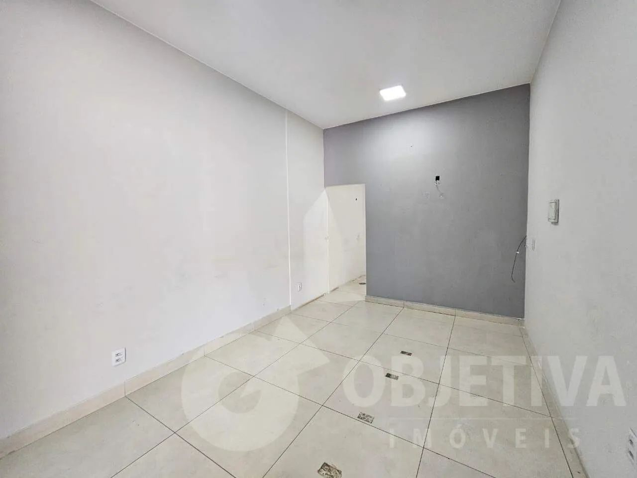 Sala para aluguel, 1 vaga, SARAIVA - UBERLANDIA/MG - Foto 5