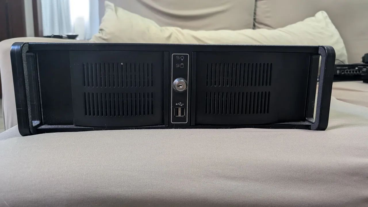 Gabinete Nilko NK330 para servidor 3U