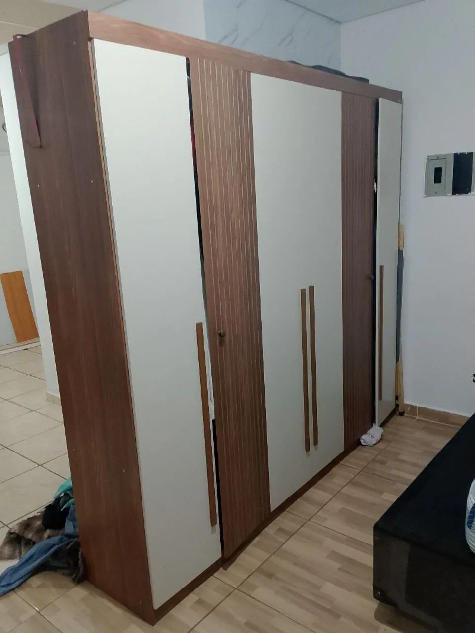 Guarda roupa 6 portas  - Foto 3