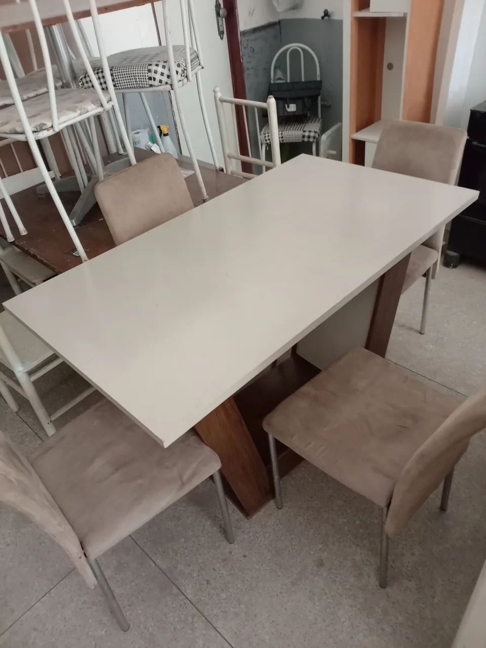 Mesa 4 cadeiras  - Foto 2