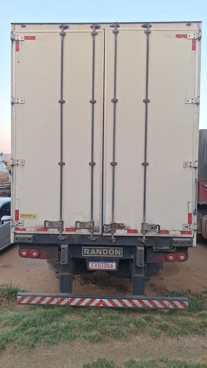 Vendo carreta randon - Foto 2