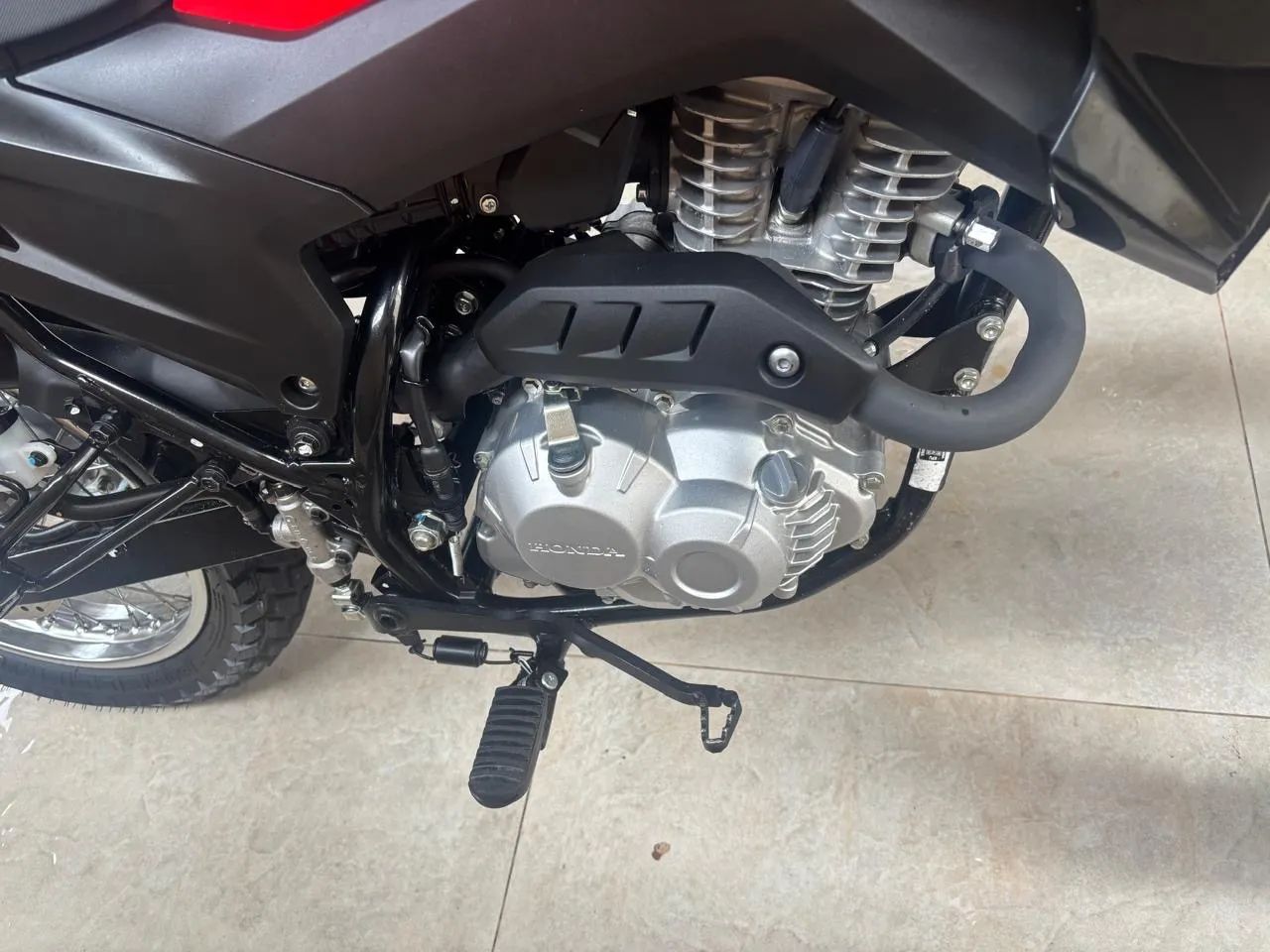 Vendo BROS 2026 com ABS 40 km - Foto 4