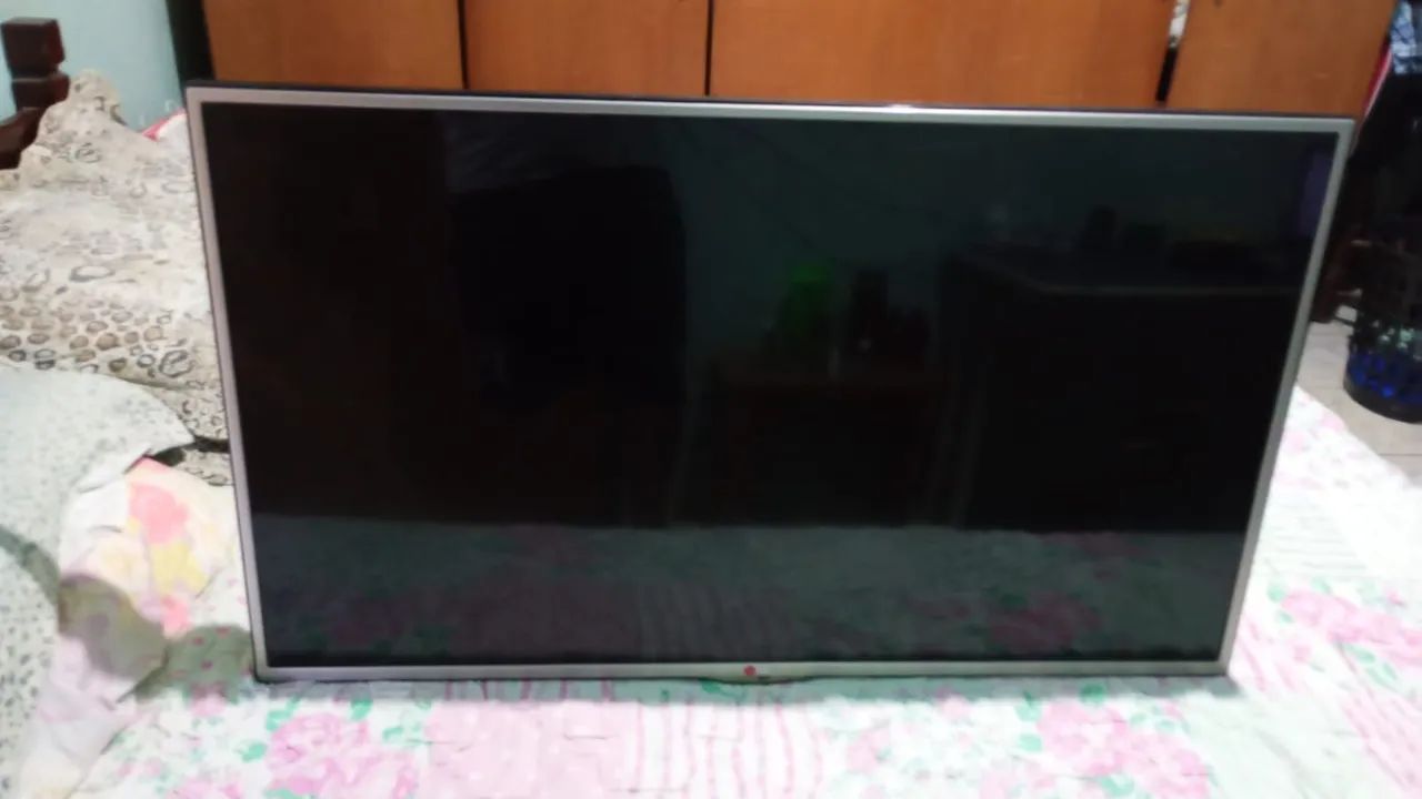 Vendo TV LG 42LA6130 - Foto 2