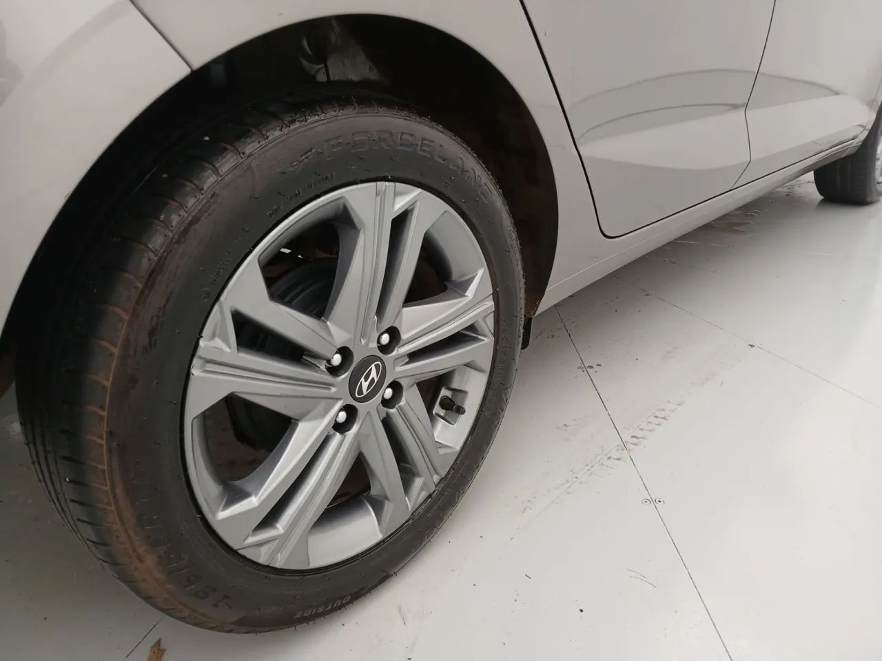 Hyundai HB20 Limited 1.0 TB Flex 12V Aut., foto 14 de 18