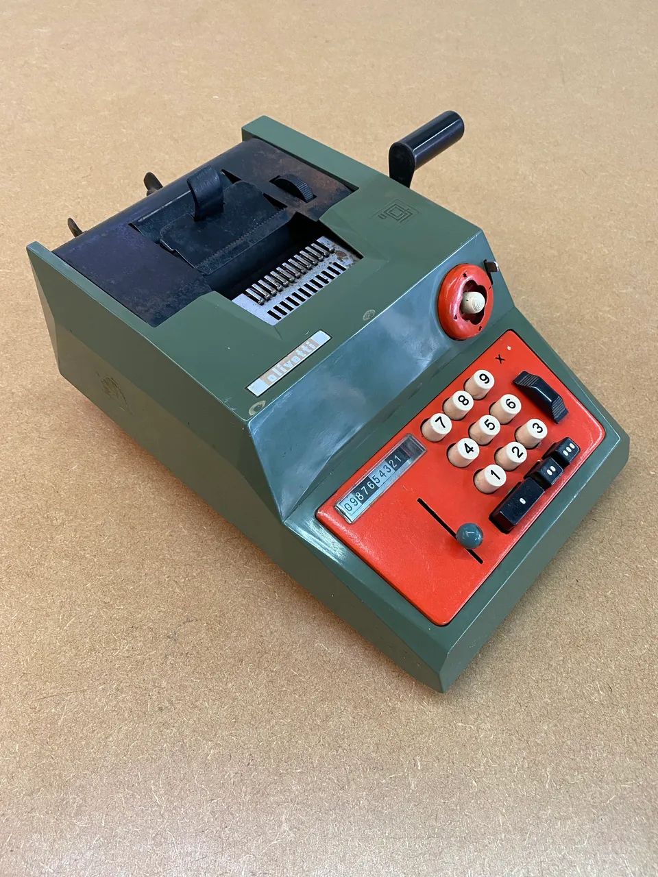 Máquina de somar Olivetti