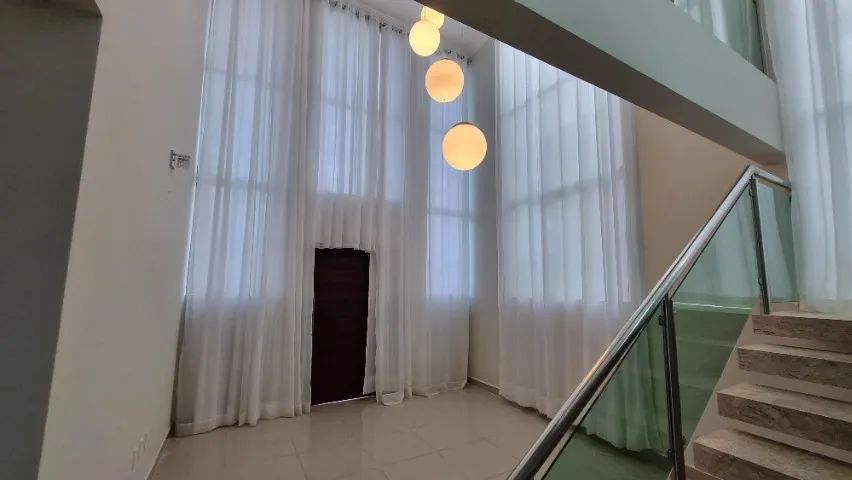 Casa Duplex em Condomínio com 3 suítes + 1 quarto e dependência - Foto 3