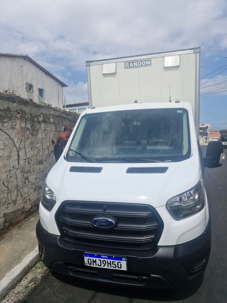 Caminhão Ford Transit