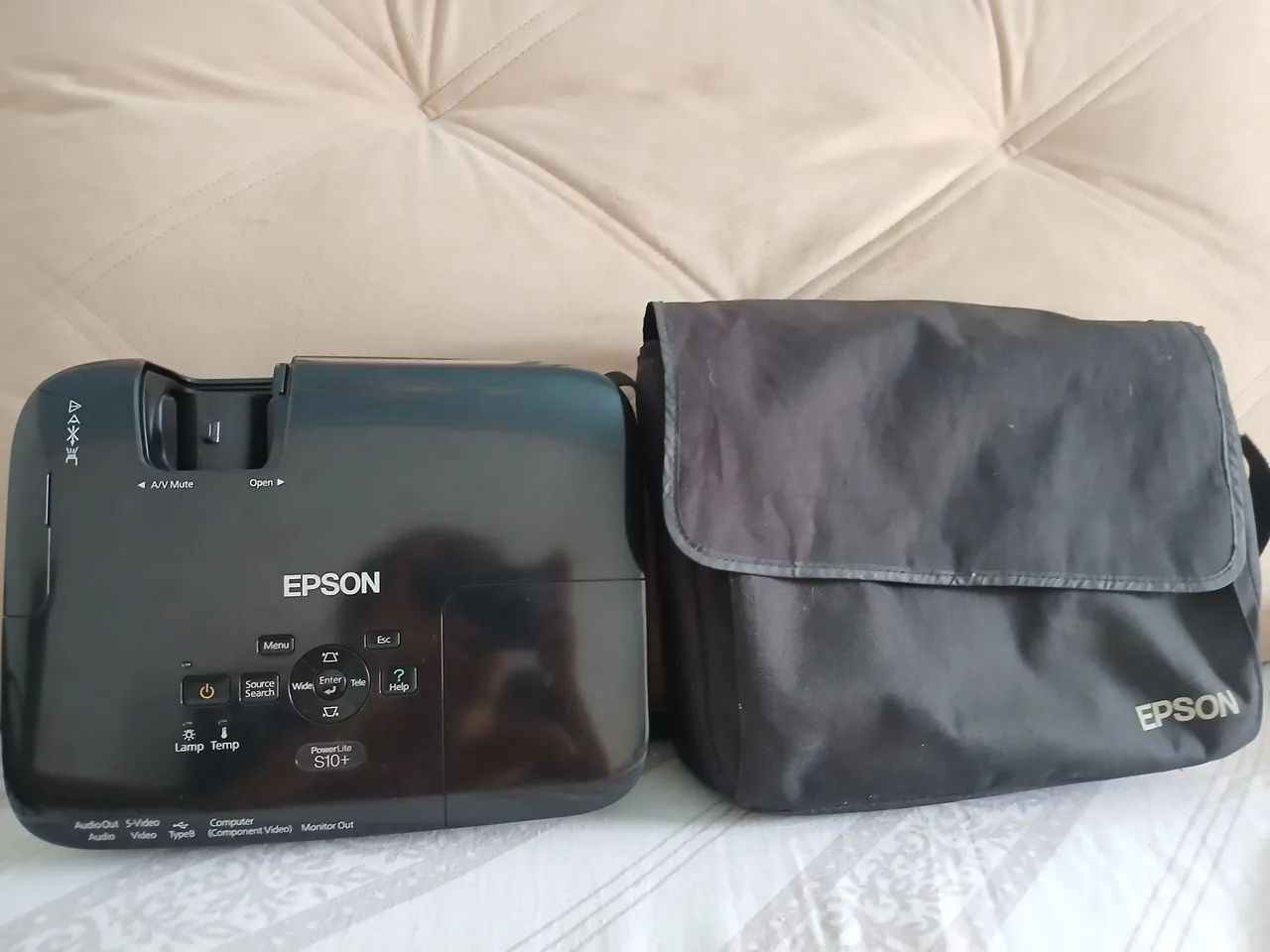 Projetor Epson Power Lite s10 - Foto 2