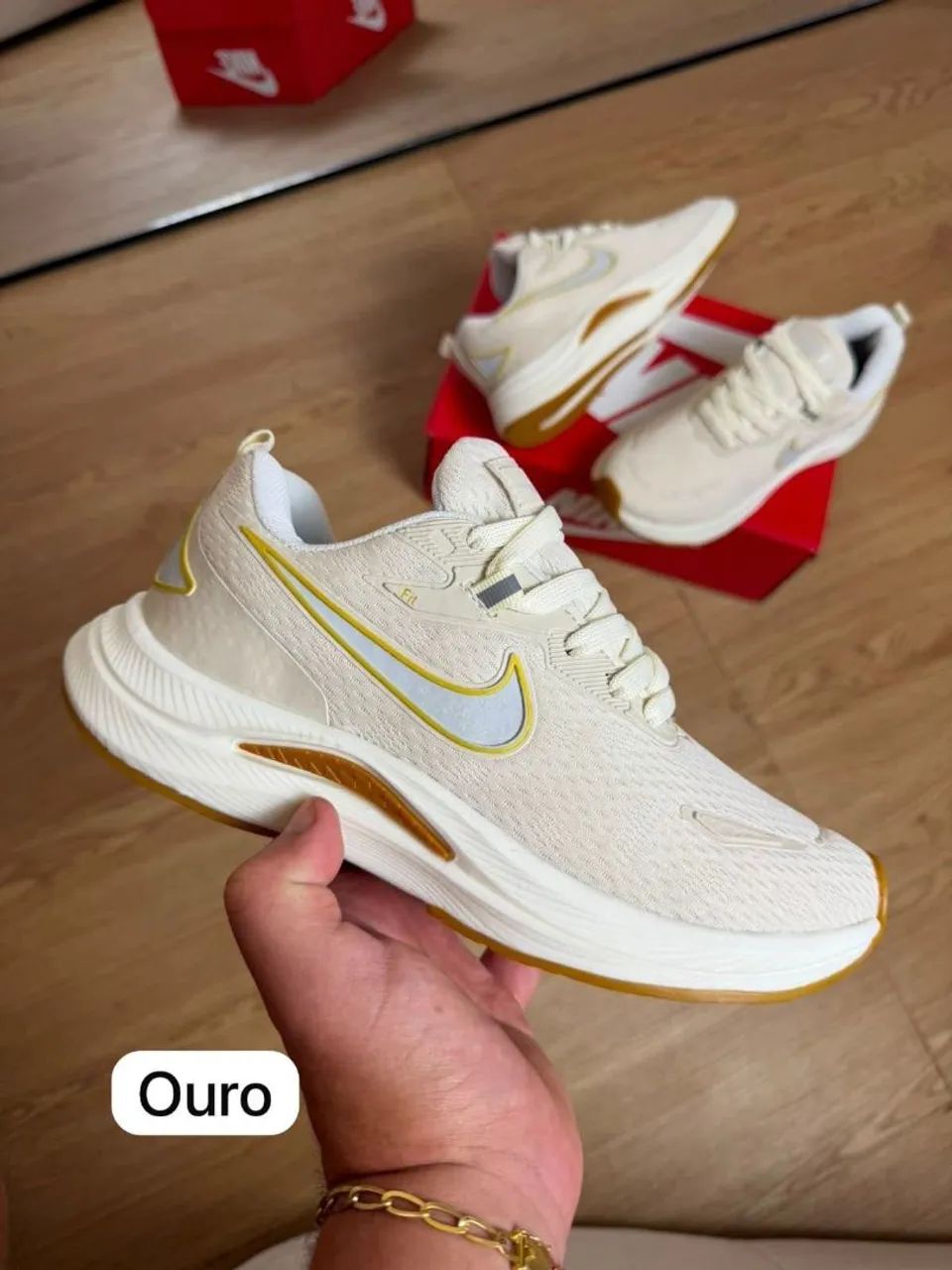 Tenis disponível * 