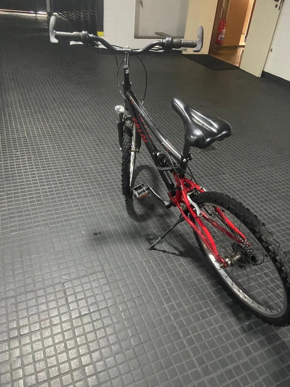Bicicleta da marca Caloi aro 24 - Foto 3